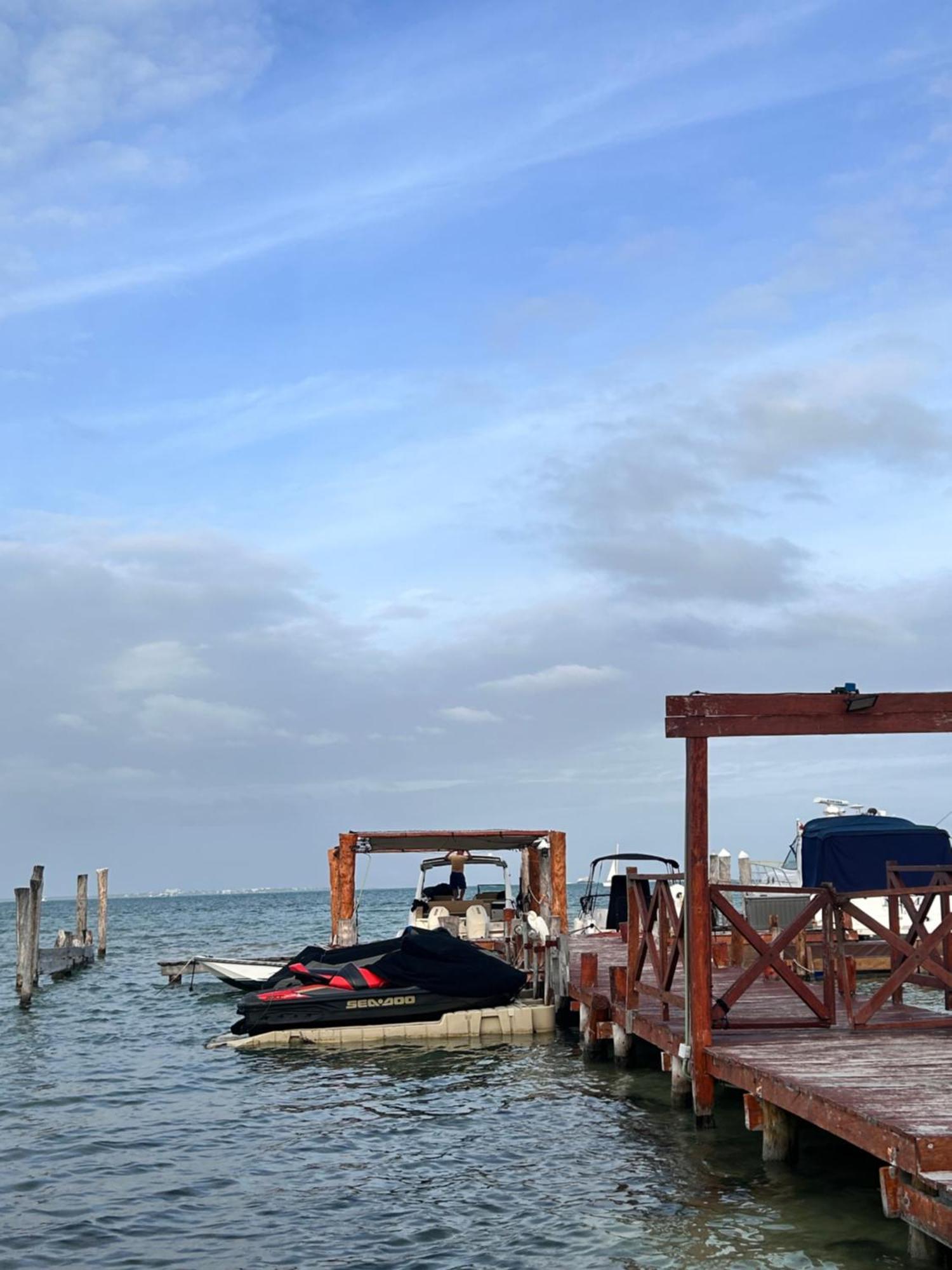 Front Beach Private Room With Shared Bathroom كانكون المظهر الخارجي الصورة