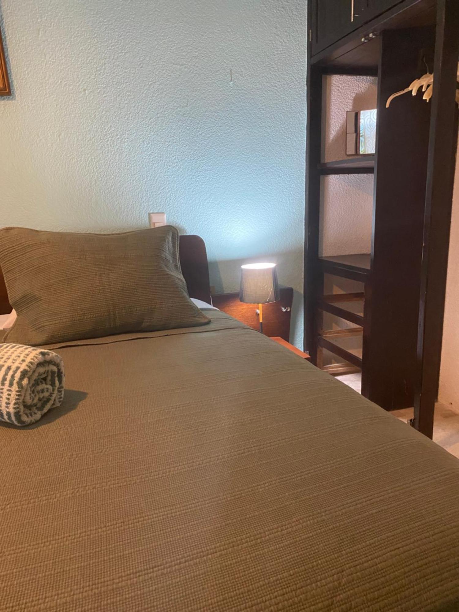 Front Beach Private Room With Shared Bathroom كانكون المظهر الخارجي الصورة