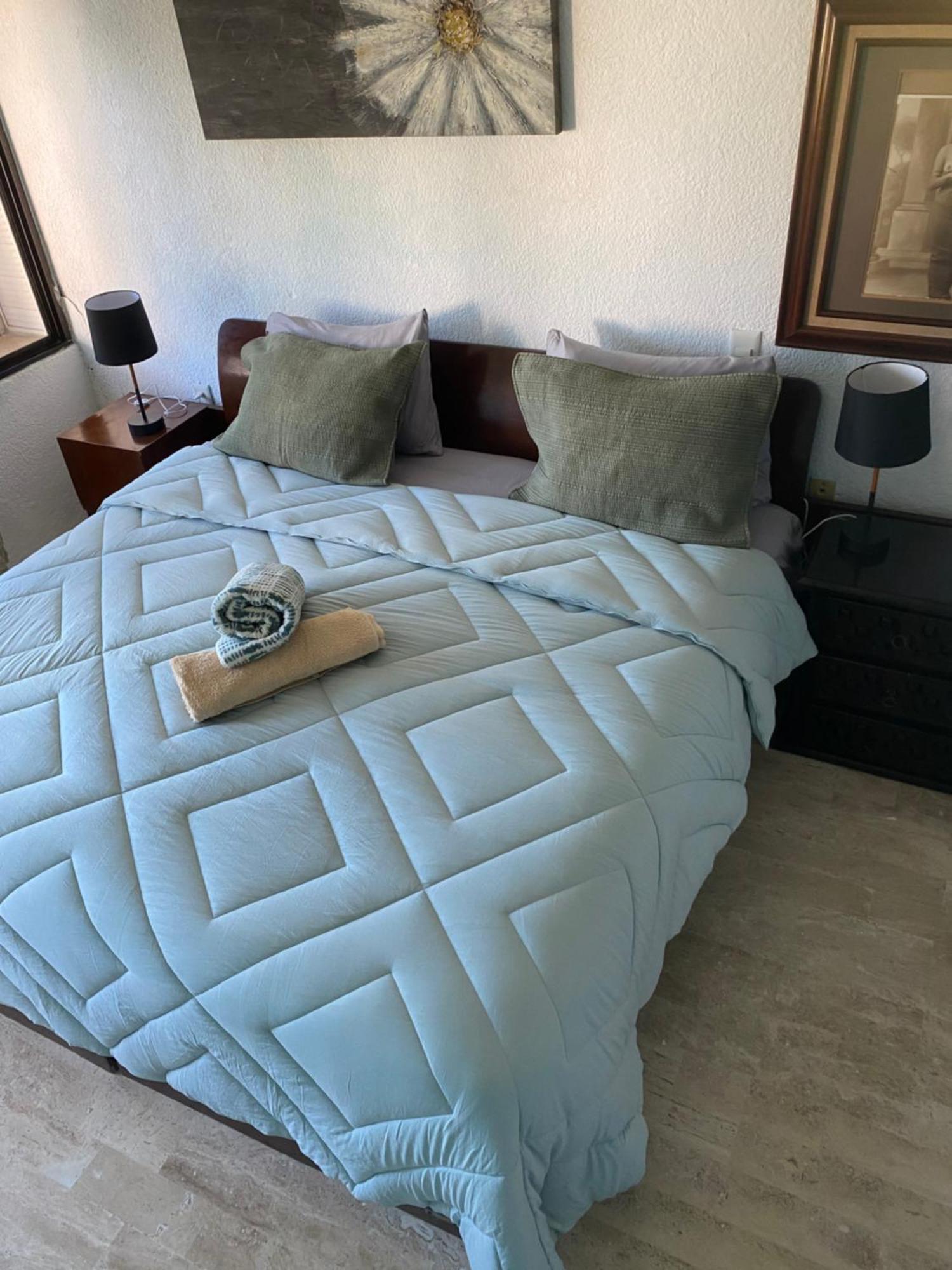 Front Beach Private Room With Shared Bathroom كانكون المظهر الخارجي الصورة